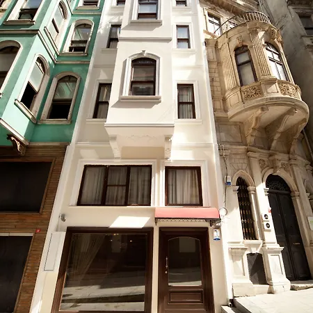 Gravis Taksim Hotel
