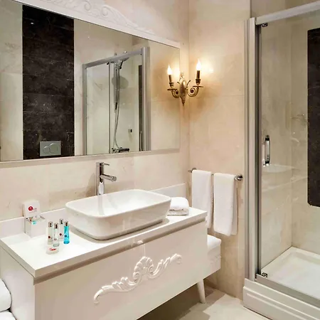 Gravis Taksim 4*